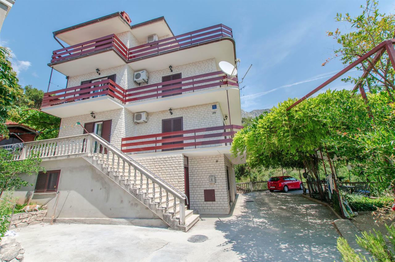 Apartments Mladen Duće Esterno foto